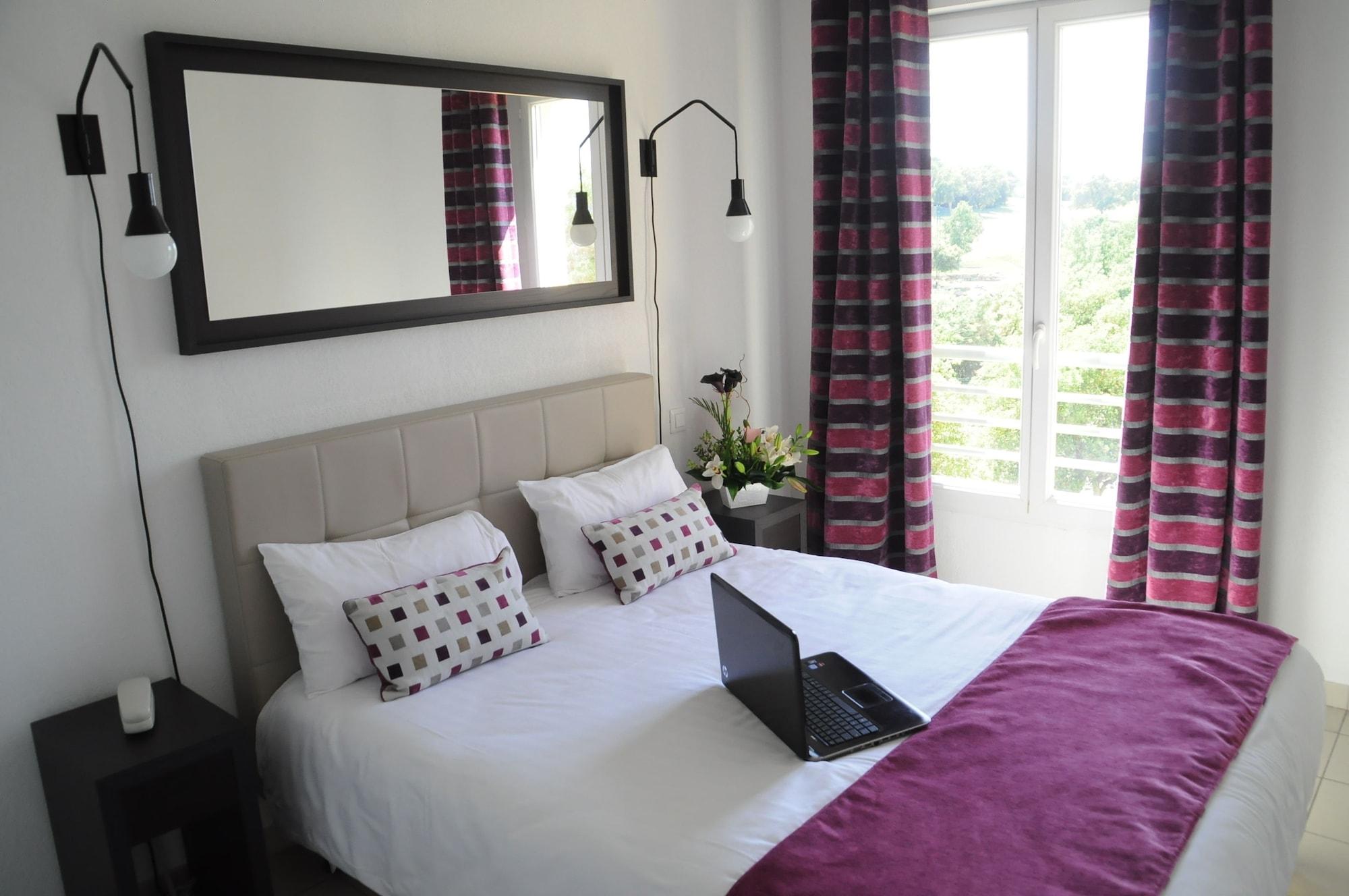 Néméa Appart'hotel Green side Biot Sophia Antipolis Extérieur photo